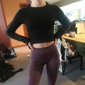 Forever 21 Long Sleeve Workout Crop Top